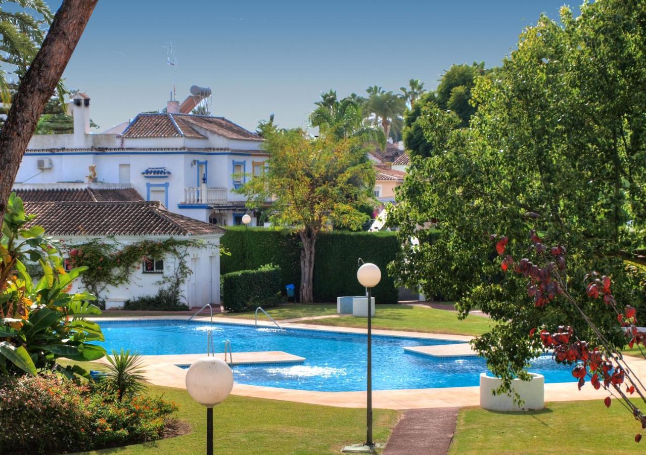 Sun Beach Apartment Estepona Exterior foto
