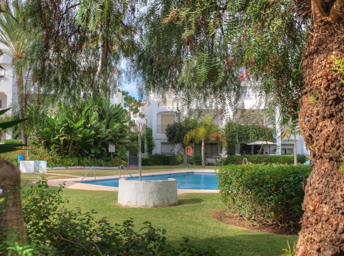 Sun Beach Apartment Estepona Exterior foto
